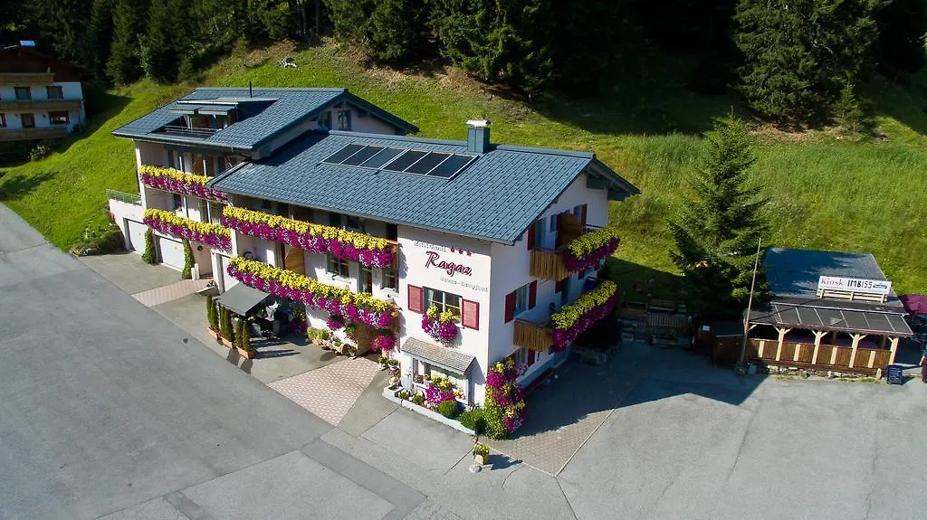 Hotel Garni Ragaz-1